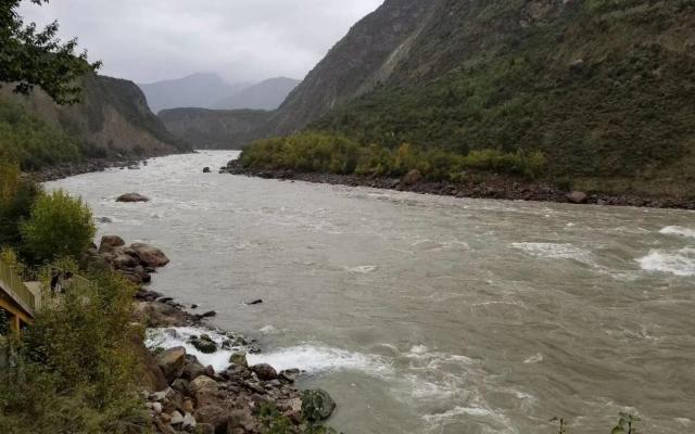 雅鲁藏布大峡谷低调看直播官网高清_极速体育nba直播站外_jrs直播吧手机版景点