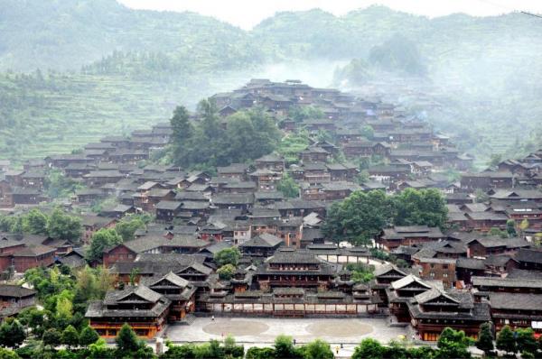 桂林集合黔东南7日低调看直播官网高清_极速体育nba直播站外_jrs直播吧手机版：龙脊梯田-大小七孔-岜沙苗寨-千户苗寨-镇远古镇环线低调看直播官网高清_极速体育nba直播站外_jrs直播吧手机版